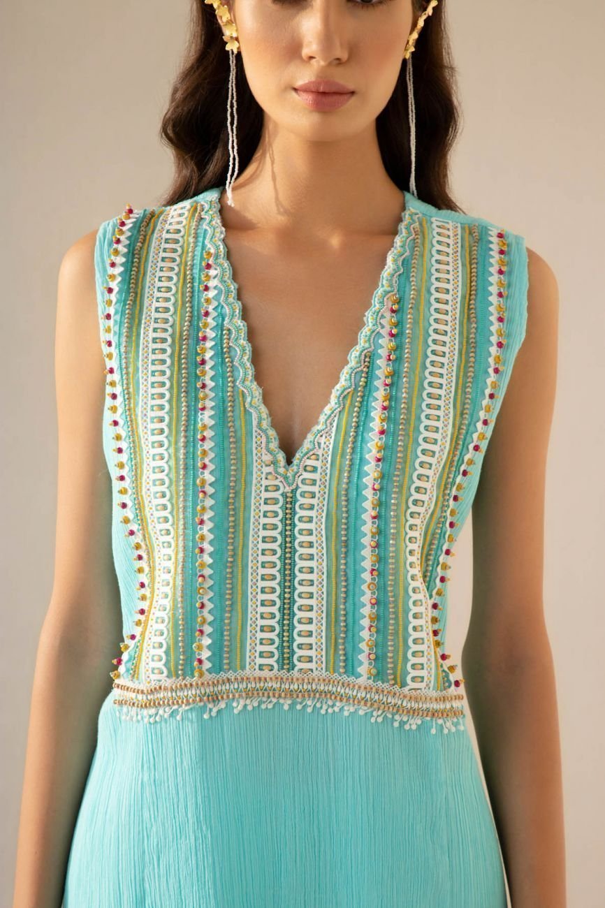 Blue Moon Lace Kurta Set - Image 4